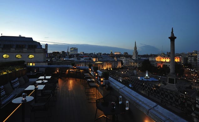 trafalgar-hotel-date-dating-view-panorama-bar-vist1