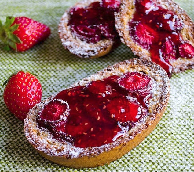 Baked-Strawberry-French-Toast-2