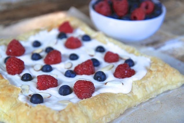 berry-almond-tart-3