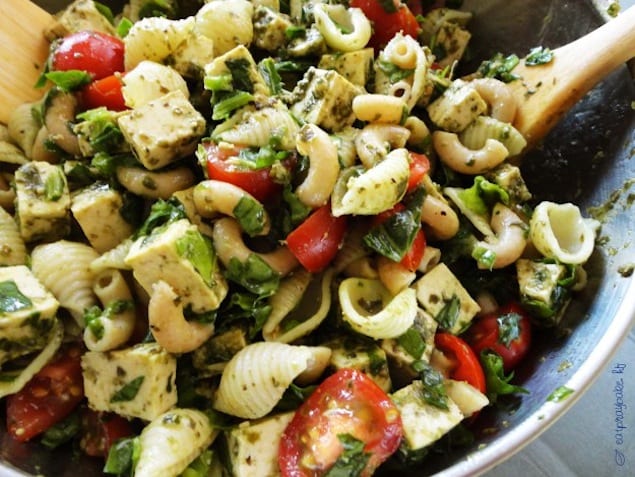 tofu-caprese-salad-corner