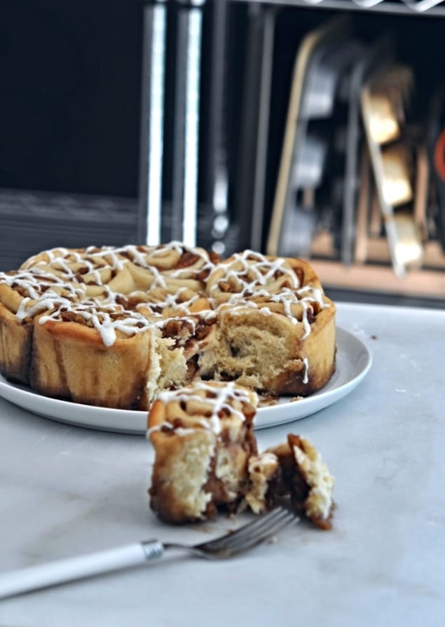 Apple Butter and Pecan Cinnamon Rolls