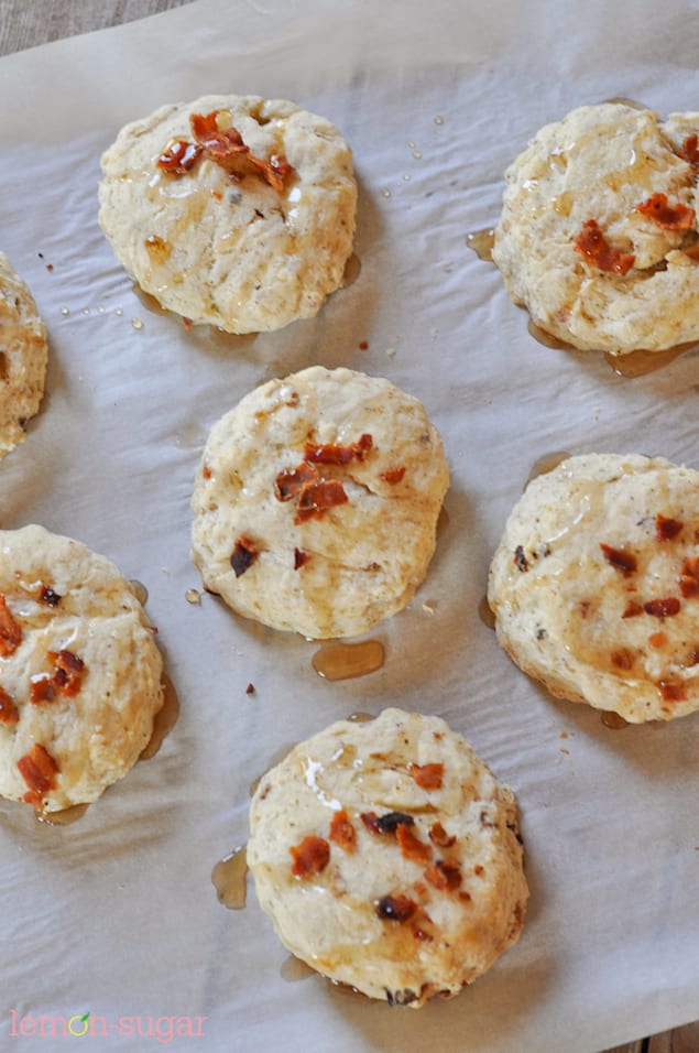 Maple-Bacon-Biscuits-0506
