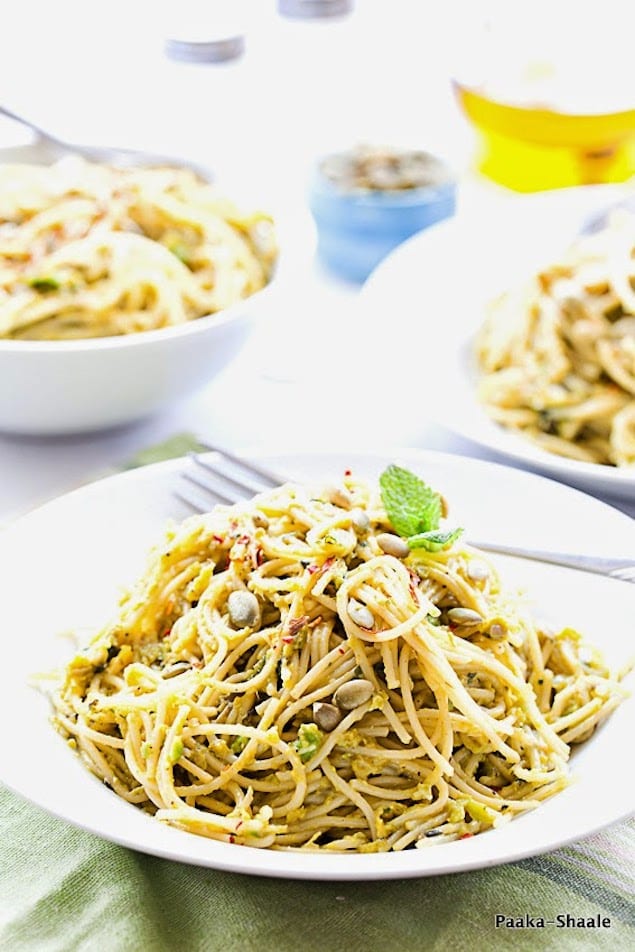 Spaghetti with mint avocado pesto (3 of 6)