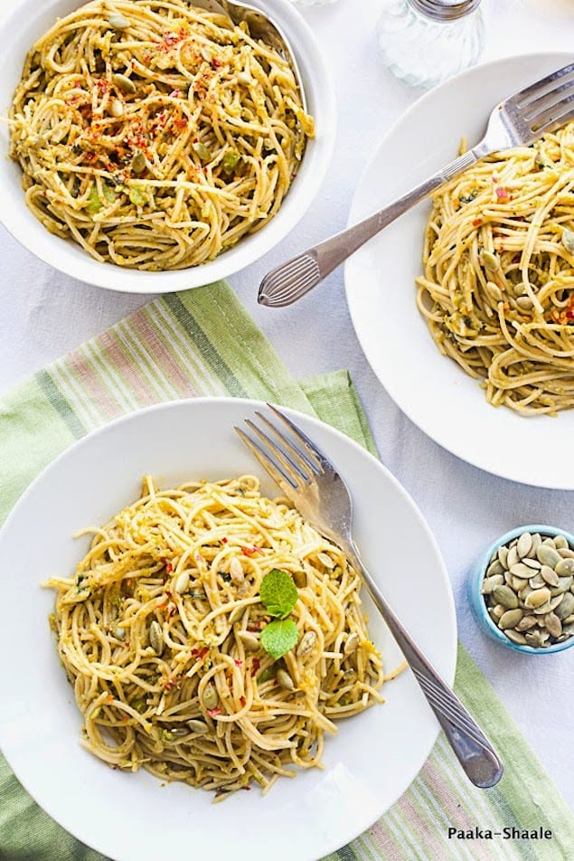 Spaghetti with mint avocado pesto (5 of 6)