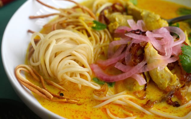 Khao-Soi-Chiang-Mai-Curry-Noodles-1