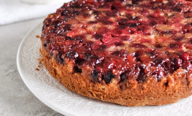 69140-holiday-upside-down-cranberry-cake-3