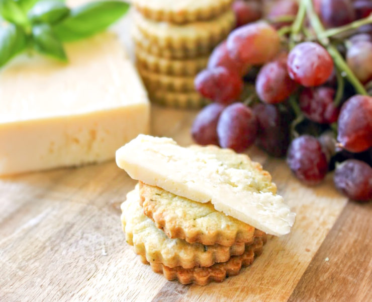 Homemade Dill Cheese Crackers