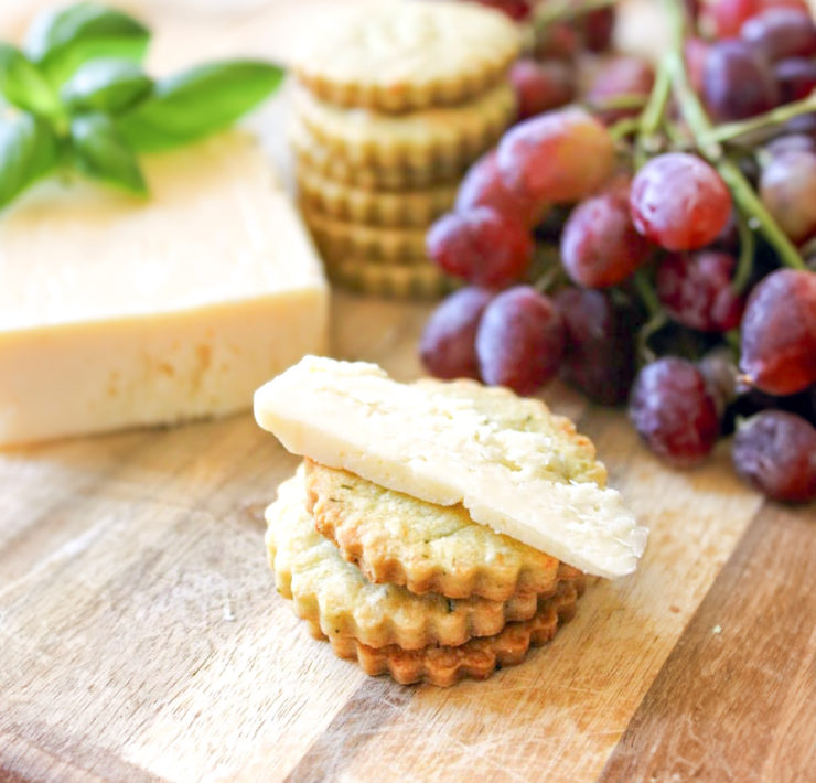 Homemade Dill Cheese Crackers