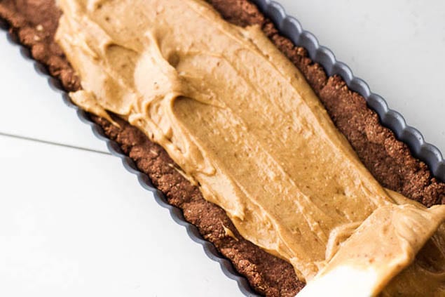 peanut-butter-with-chocolate-crust