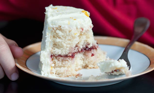 white_chocolate_orange_and_cranberry_cake_32_r2