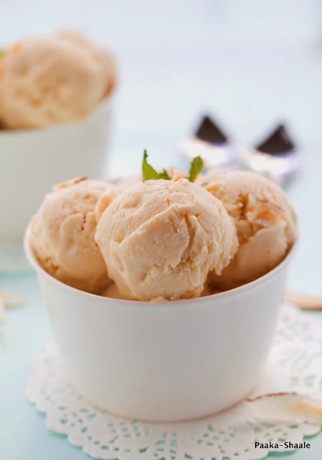 Coconut caramel ice cream (1 of 6)