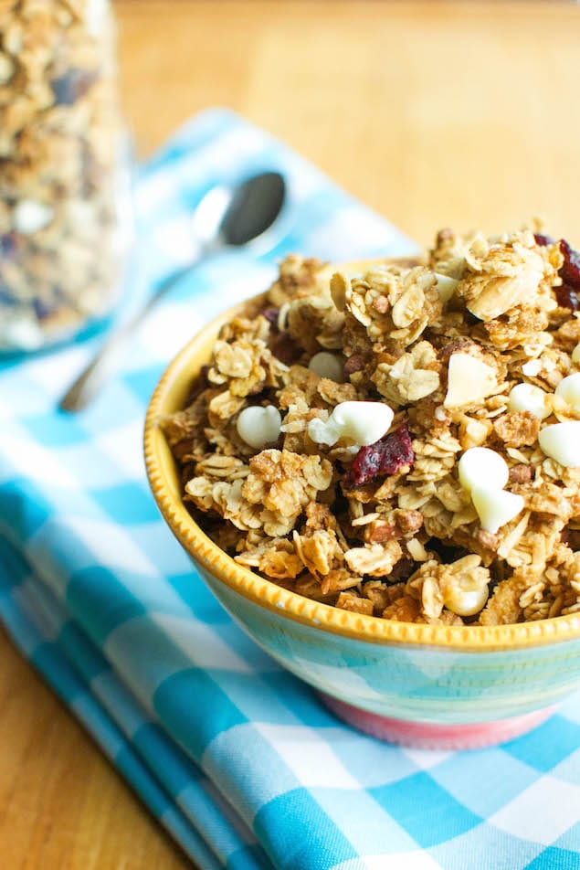 White-Chocolate-Cranberry-Granola-1