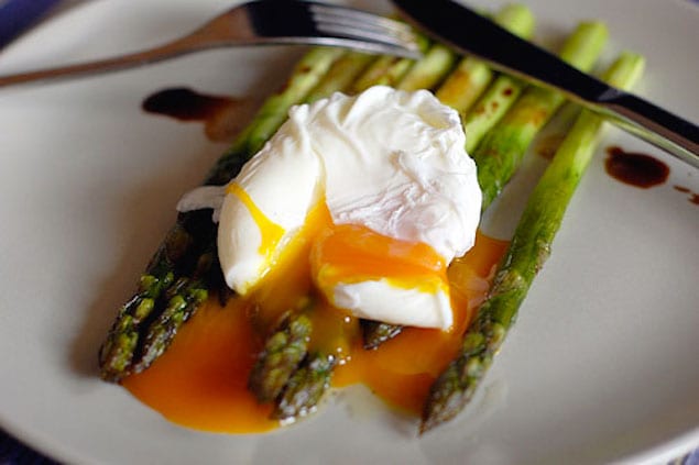 potd-asparagus-egg