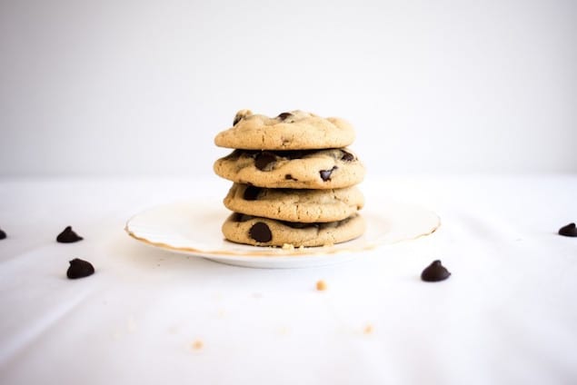 Smoky-Bourbon-Chocolate-Chip-Cookies-Featured-Image-940x627