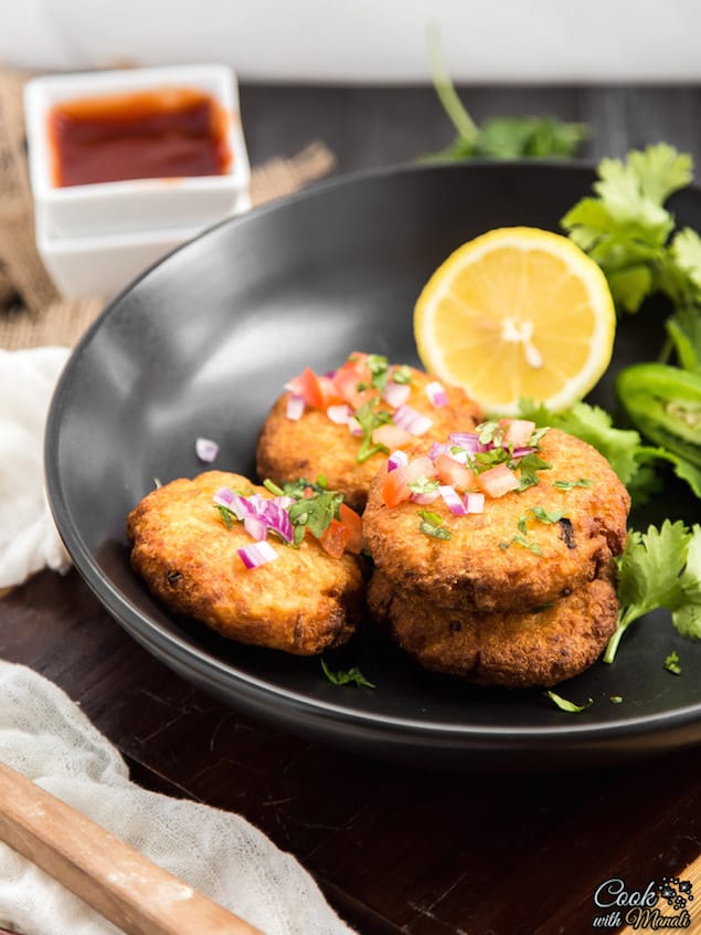 Paneer-Filled Aloo Tikki