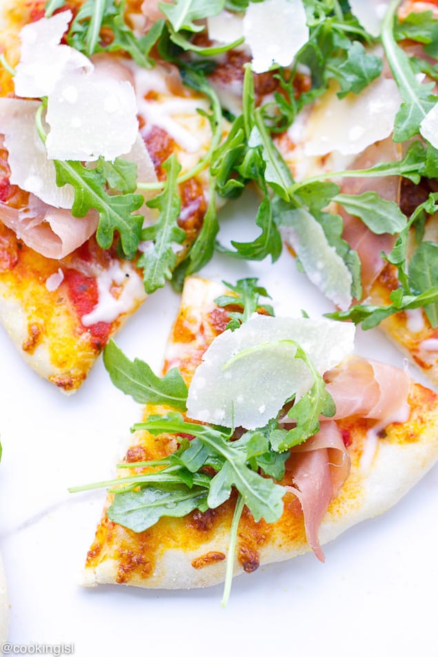 Grill Like an Italian with Colavita: Arugula and Prosciutto Pizza