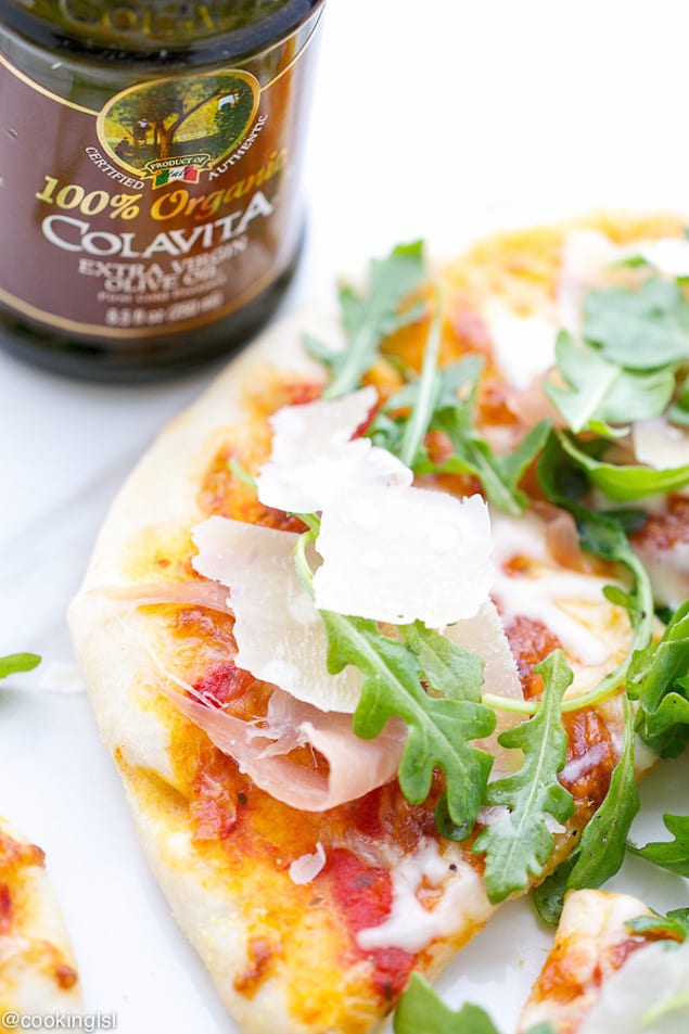 Grill Like an Italian with Colavita: Arugula and Prosciutto Pizza