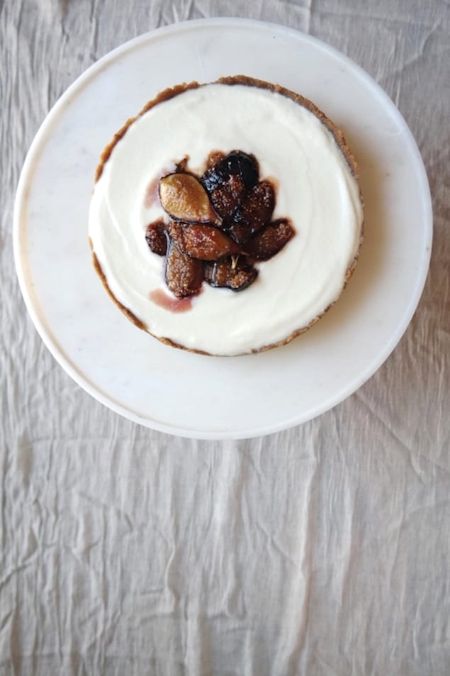 No-Bake Mascarpone Cheesecake with Figs