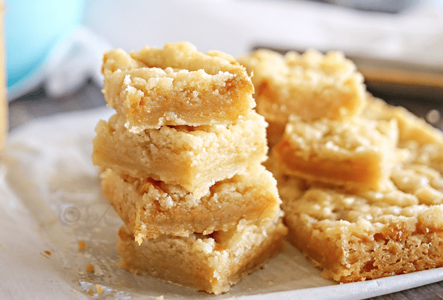 Buttery Salted Caramel Bars