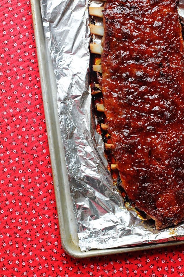 Sweet and Spicy Fig and Sriracha Ribs