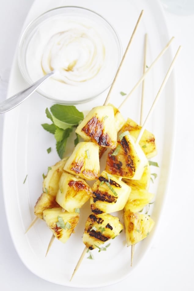 Grilled-Pineapple-Skewers-016-533x800