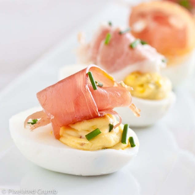 deviled_eggs_w_prosciutto-51