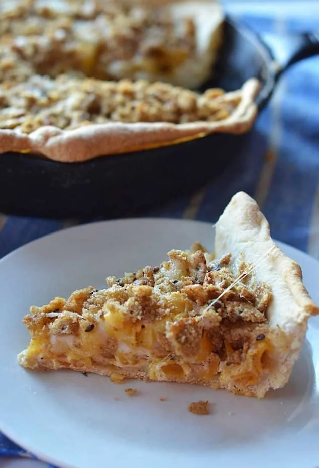 macaroni-and-cheese-pizza-slice-730x1069