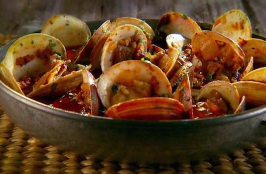 steamed-clams-with-chorizo-and-tequila