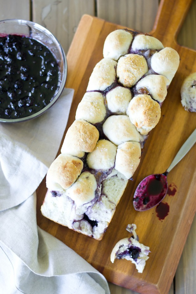 Blueberry Brie Pull-Apart Bread