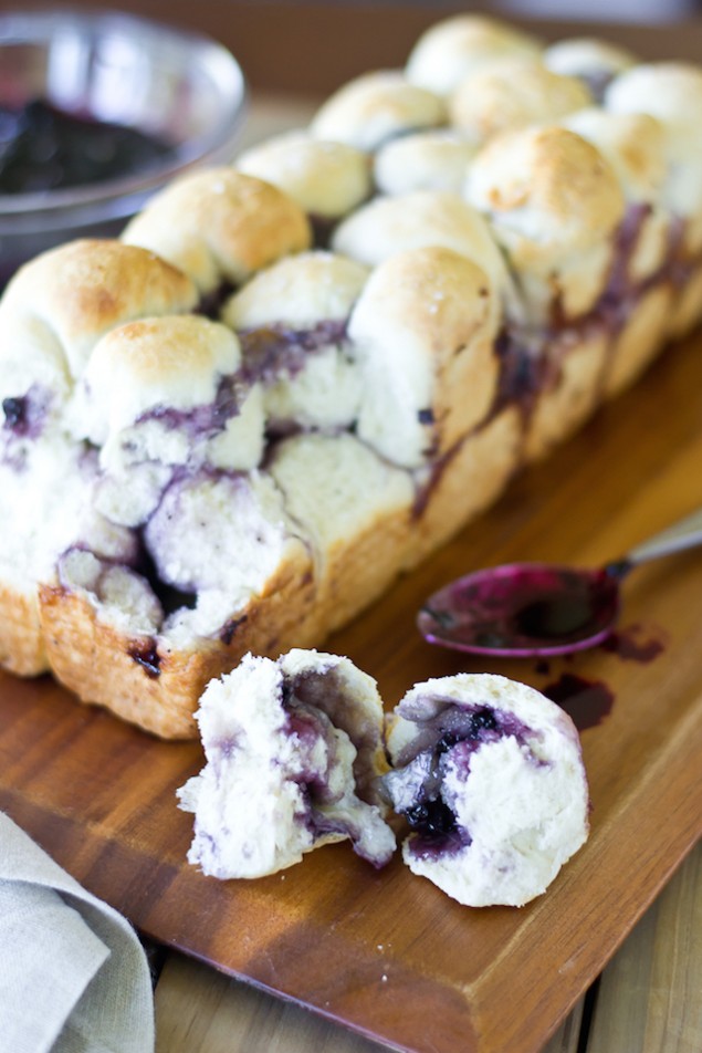 Blueberry Brie Pull-Apart Bread