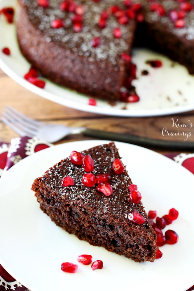 Italian Holiday Table: Red Pepper Shrimp Pasta and Chocolate Olive Oil Cake