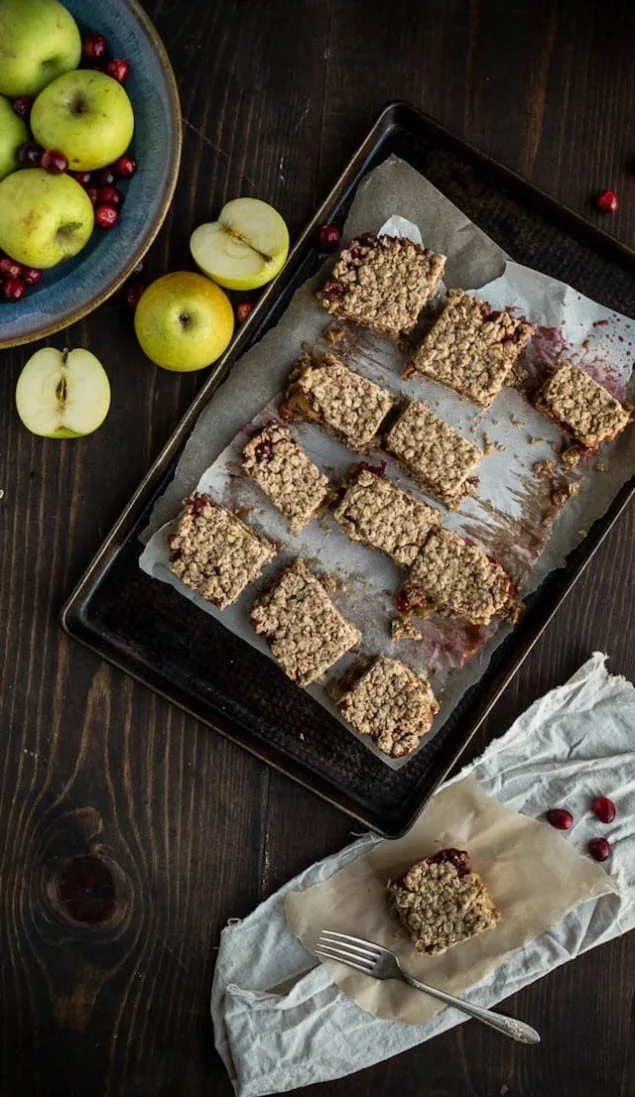 Apple Cranberry Crumble Bars