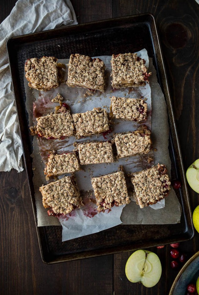 Apple Cranberry Crumble Bars