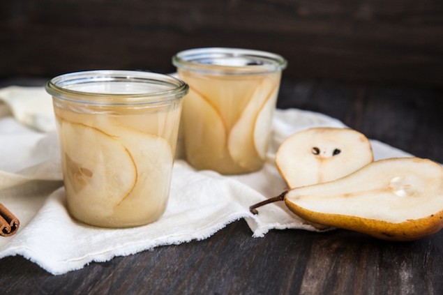 Pear and Cinnamon Sangria