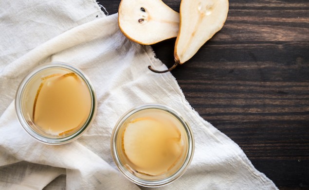 Pear and Cinnamon Sangria