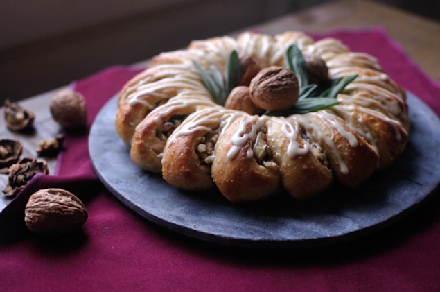 Sage and Walnut Ring with Maple Glaze