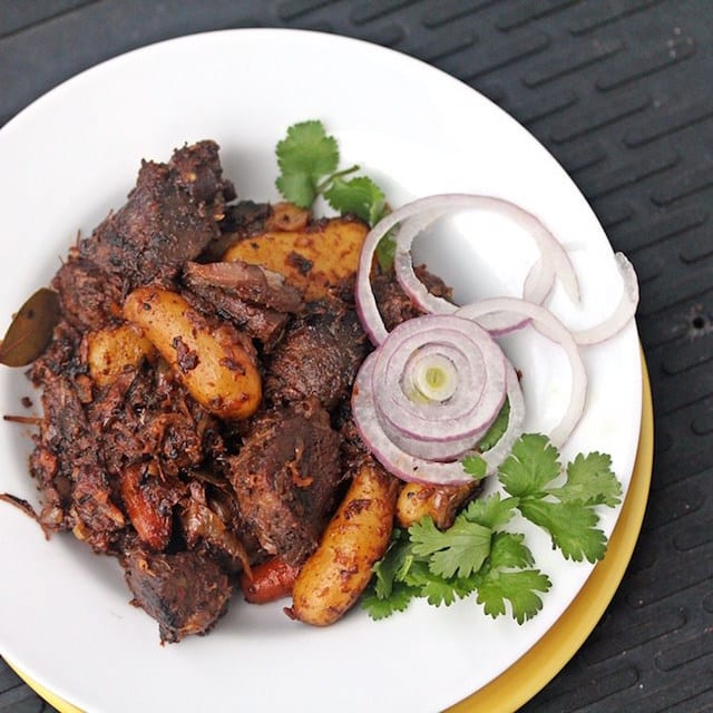 Slow Cooked Lamb Curry