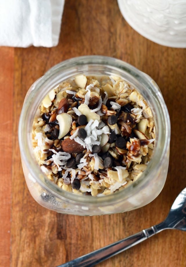 Almond and Chocolate Overnight Oats