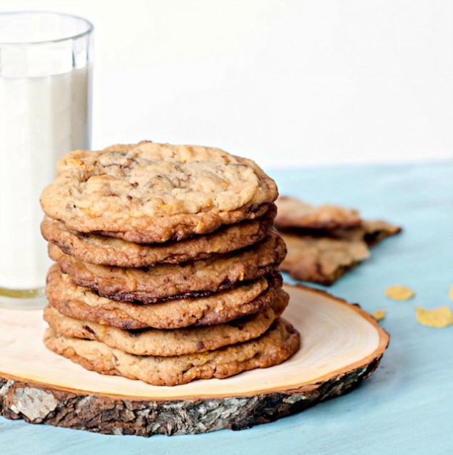 Copycat Milk Bar Cornflake Cookies