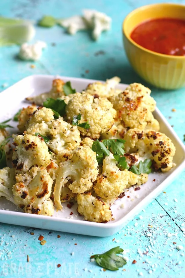 Parmasean Herb Roasted Cauliflower and Marinara Dip