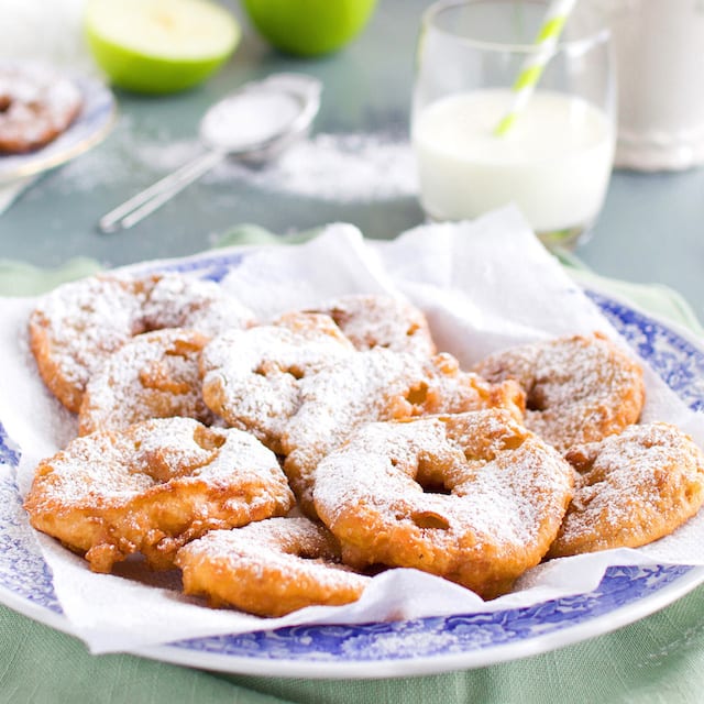 Appleflappen-Dutch-Apple-Fritters_site