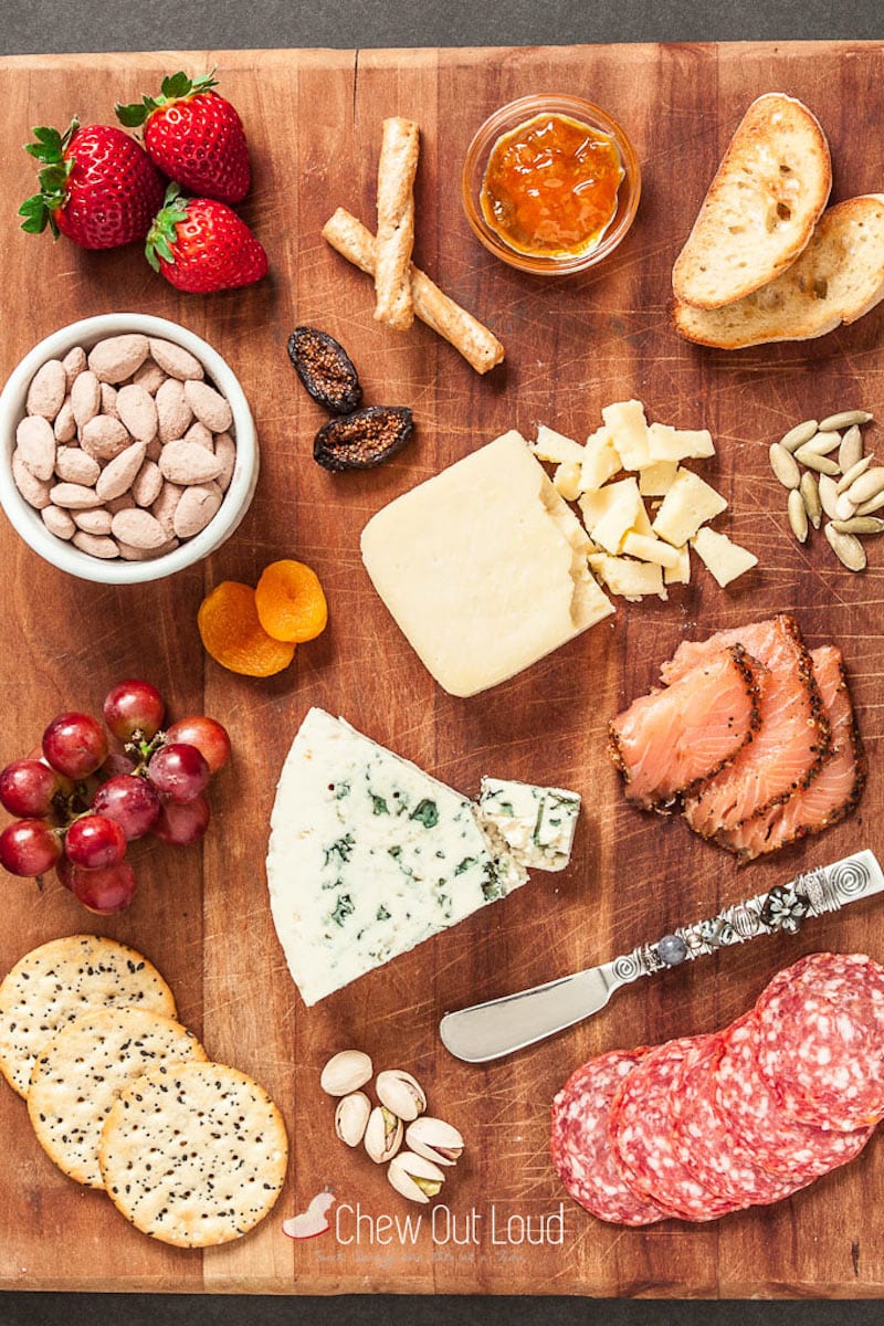 12 Steps to the Perfect Cheese Board