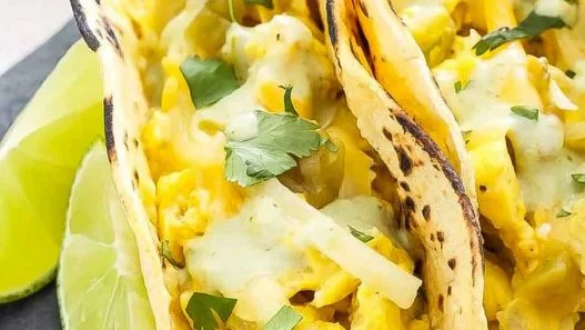 Green Chile and Egg Breakfast Tacos