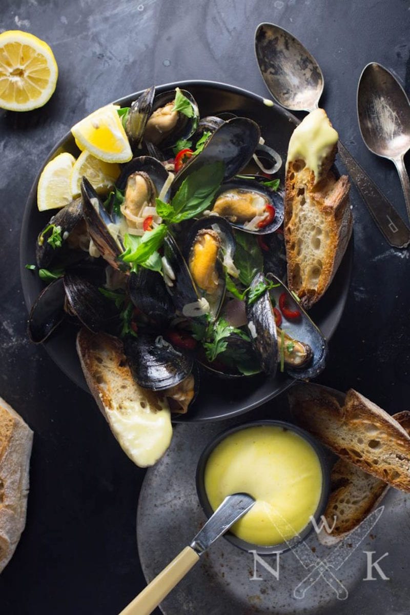 Beer Steamed Mussels with Garlic-Lemon Aioli