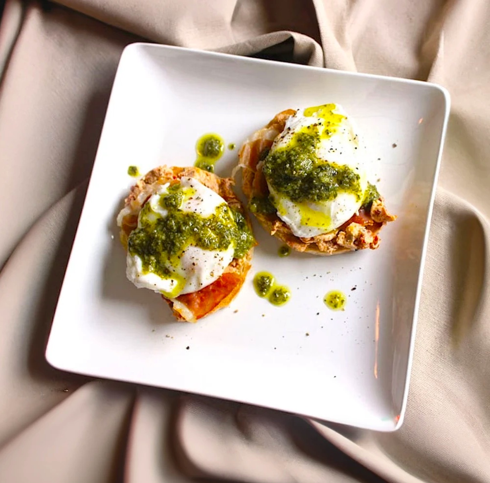 Italian Poached Eggs with Pesto and Sundried Tomatoes