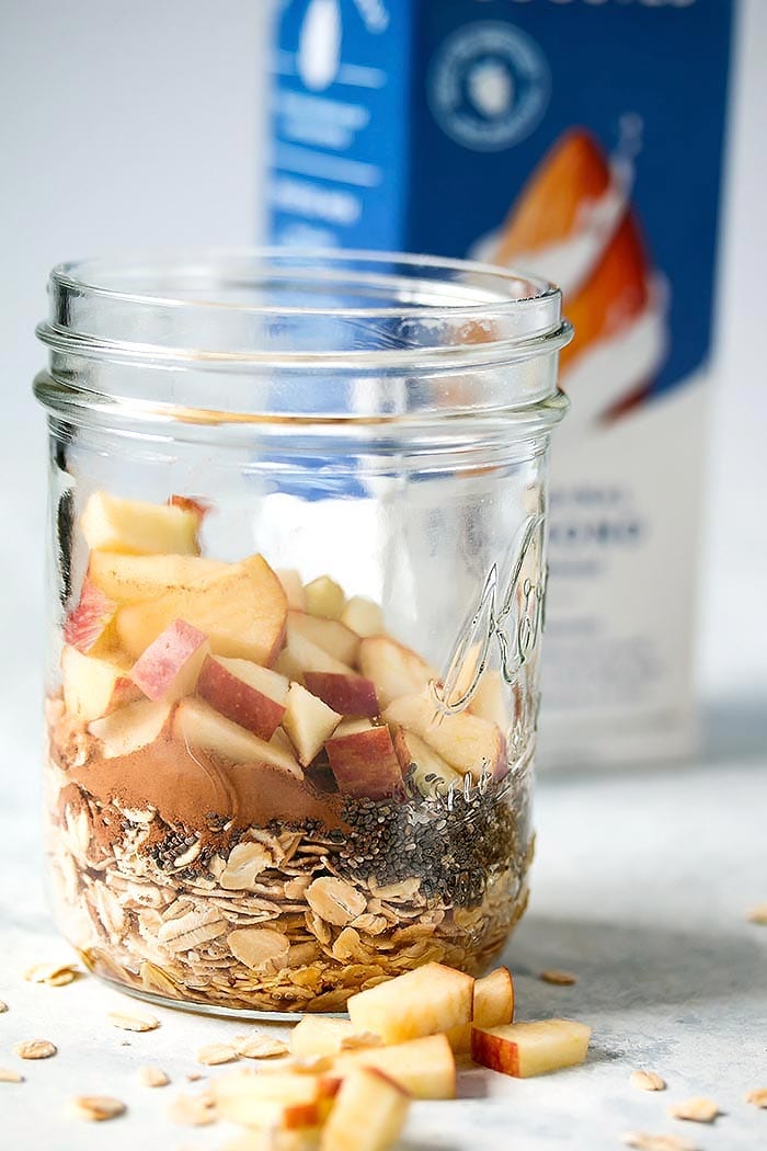 Apple Cinnamon Overnight Oats