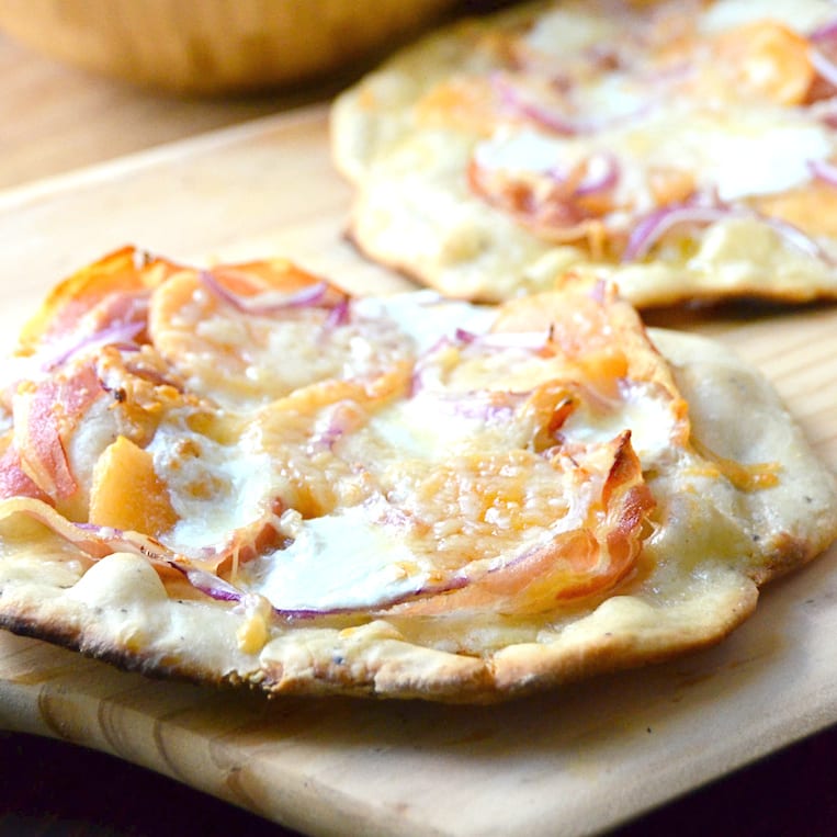 Grilled Pancetta and Melon Pizza