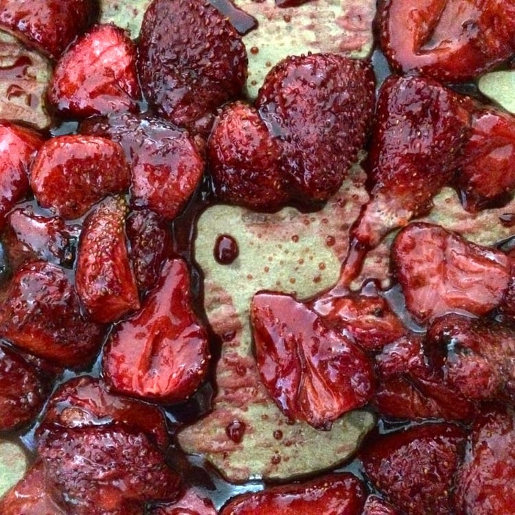 Mozzarella and Balsamic Roasted Strawberry Pizza