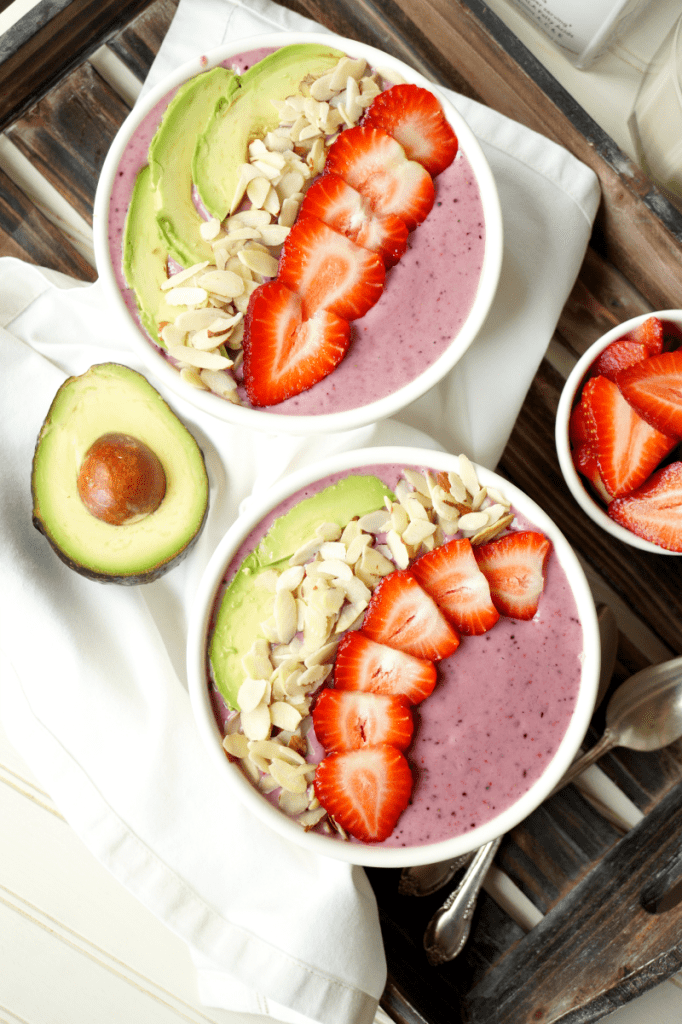 Berry Avocado Smoothie Bowl