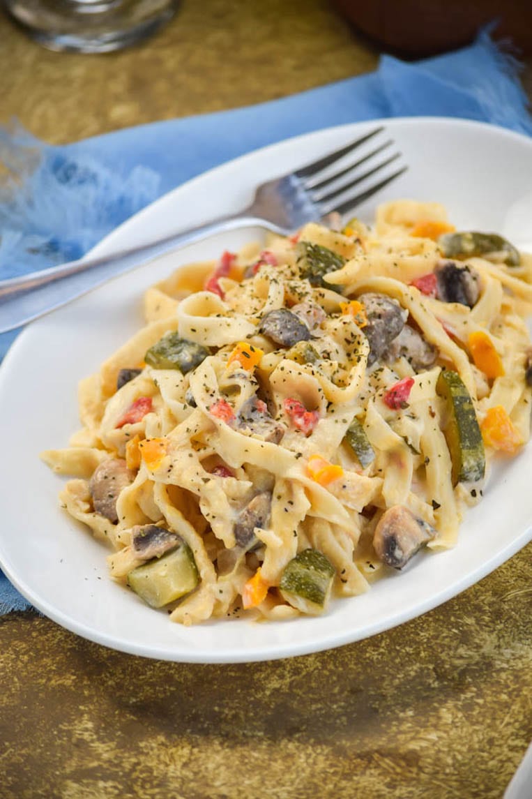 Fettuccine Alfredo Primavera